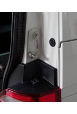 VW T5 reinforced mounting kit for the reinforced gas springs from TERRANGER, suitable for the backdor of VW T5