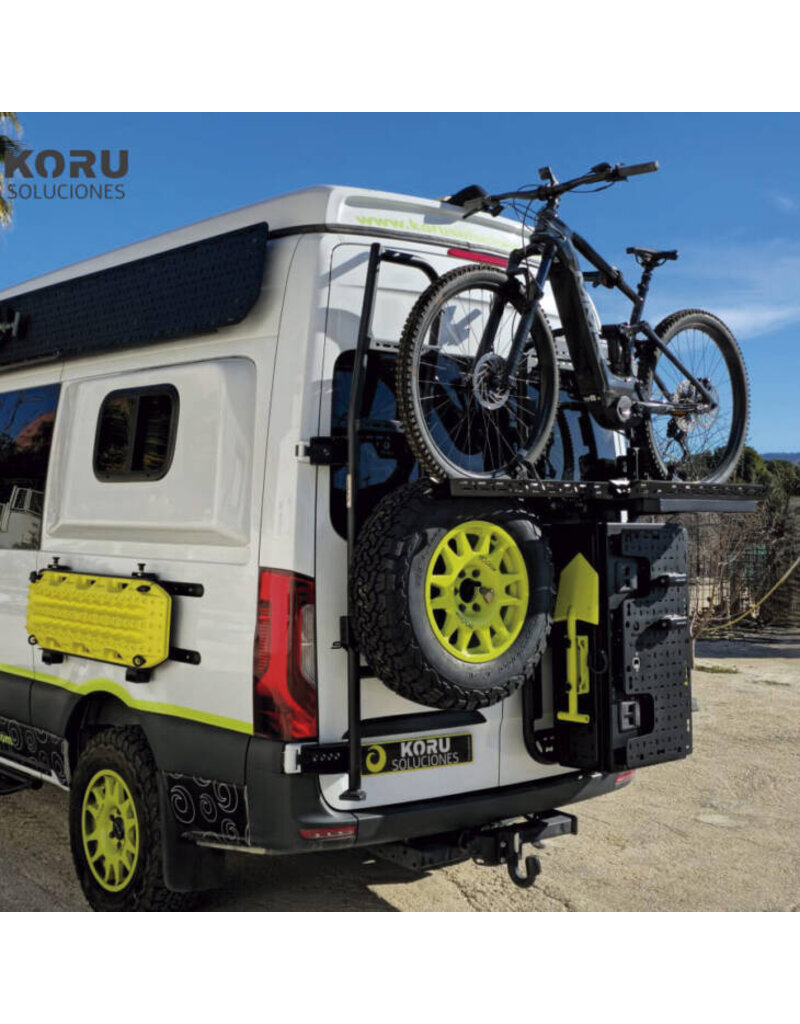 Klappbarer Fahrradträger für bis zu 4 Fahrräder, Heavy-Duty-Ausführung zur Montage auf dem Universalheckträger von Koru