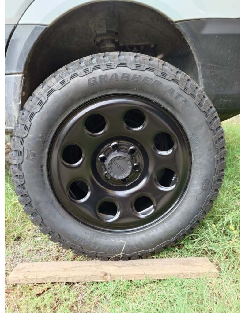 Jante en acier tout-terrain Dotz Outland 18 pouces x 8,0 6/130 ET 45 CB 84,1 mm, finition noir mat, pour Mercedes Sprinter 906 et 907