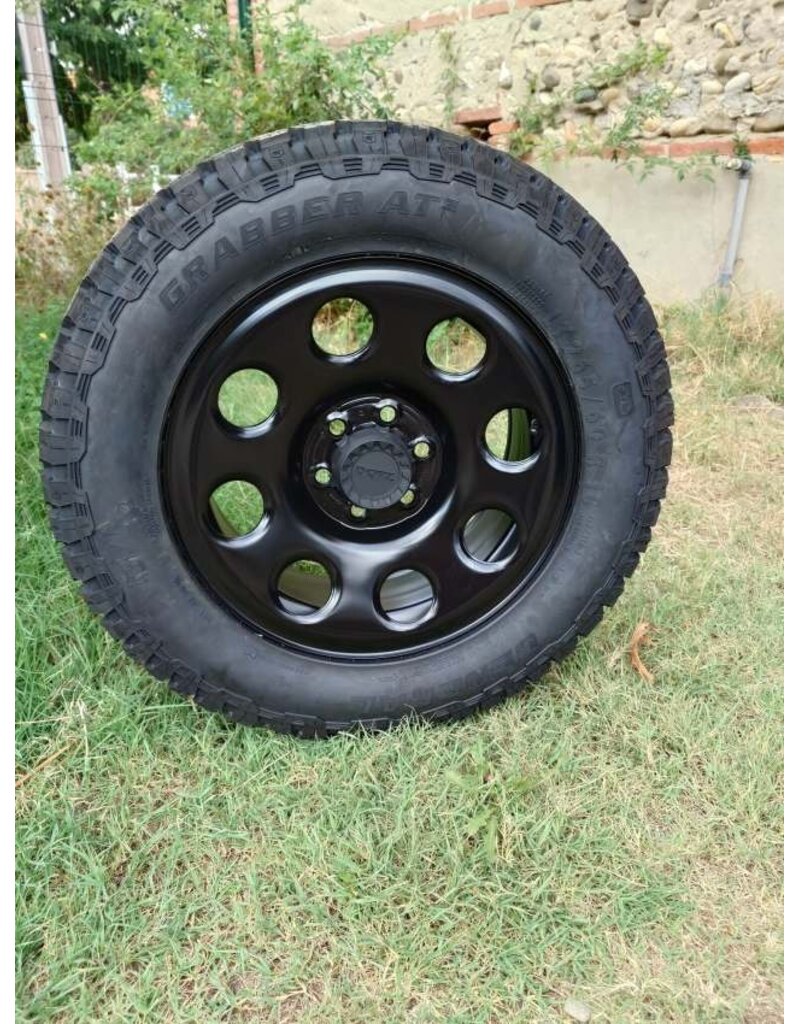 Jante en acier tout-terrain Dotz Outland 18 pouces x 8,0 6/130 ET 45 CB 84,1 mm, finition noir mat, pour Mercedes Sprinter 906 et 907