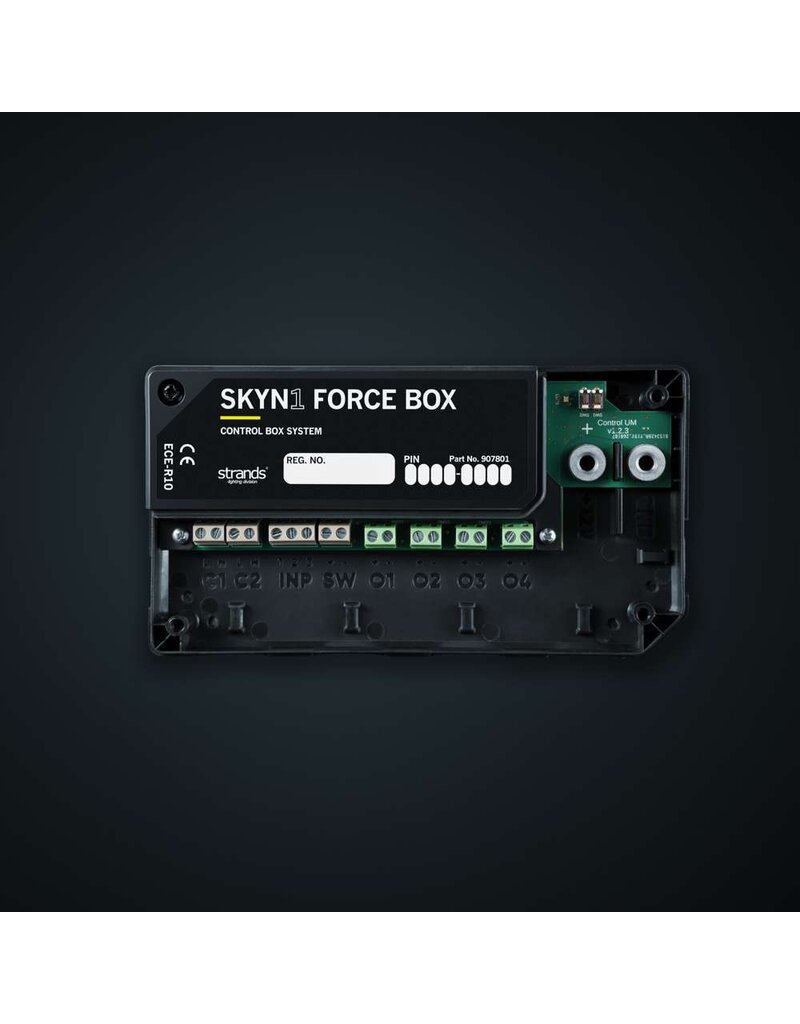 SKYN1 PXP FORCE BOX - boîtier de commande contrôlé par Bluetooth de Strands Lighting division