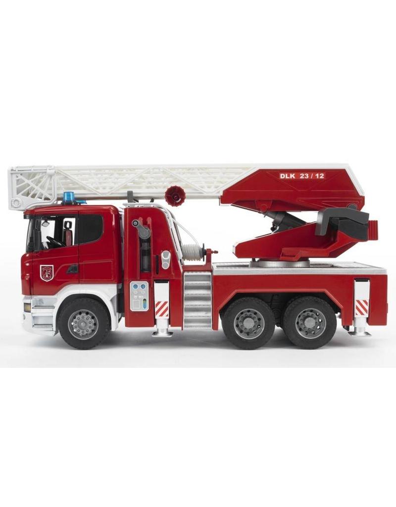 Bruder Bruder 3590 - Scania brandweer ladderwagen met waterpomp, licht & geluid