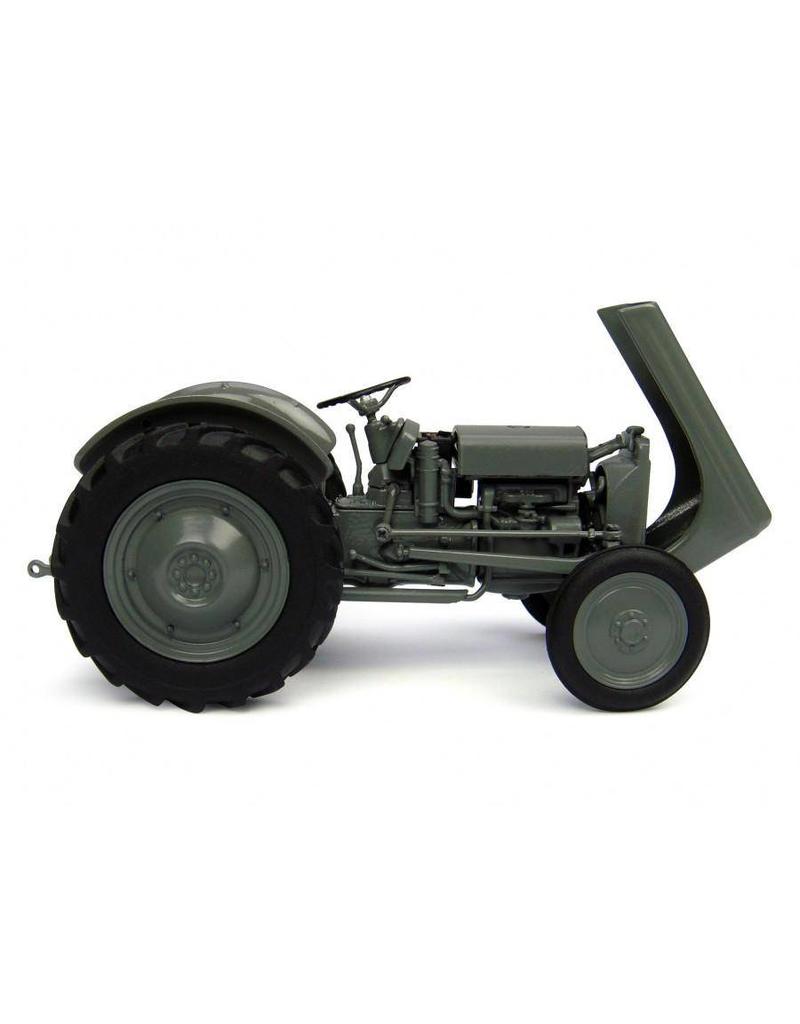 Universal Hobbies Universal Hobbies 4189 - Ferguson TEA 20 1:32