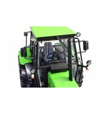 Universal Hobbies Universal Hobbies 4905 - Deutz-Fahr DX 4.51 1:32