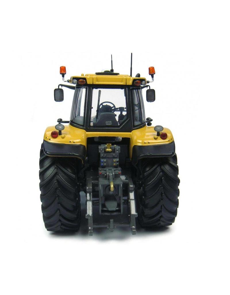 Universal Hobbies Universal Hobbies 4875 - Challenger MT 555E 1:32