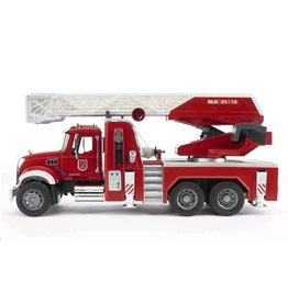 Bruder Bruder 2821 - Mack brandweer ladderwagen met waterpomp