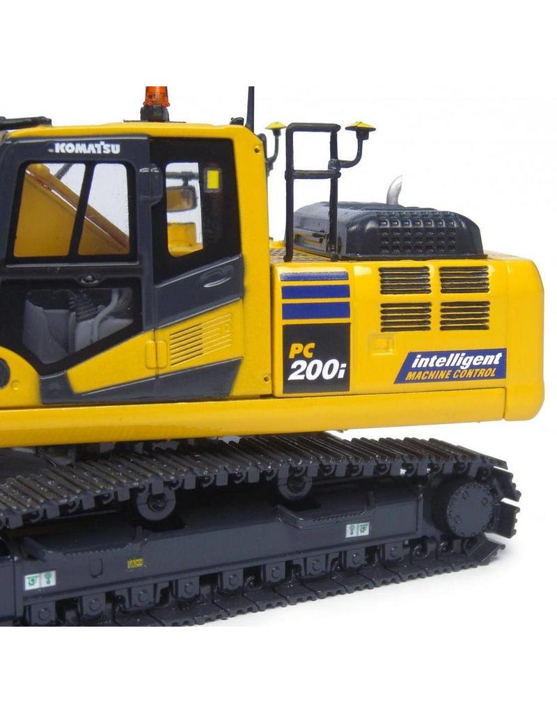 Universal Hobbies Universal Hobbies 8107 - Komatsu PC200i-10 Excavator 1:50