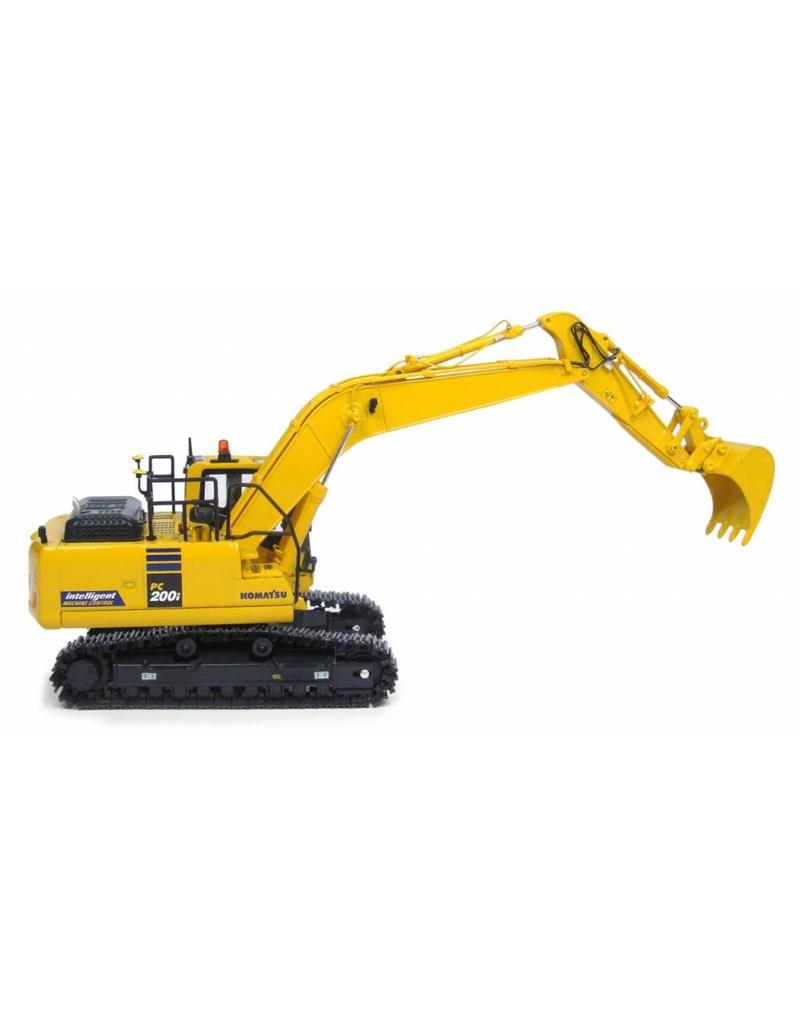 Universal Hobbies Universal Hobbies 8107 - Komatsu PC200i-10 Excavator 1:50