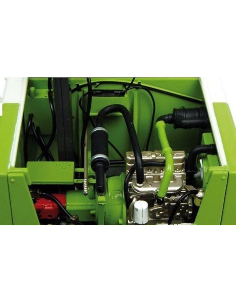 Universal Hobbies Universal Hobbies Claas Crop Tiger 30 1:32