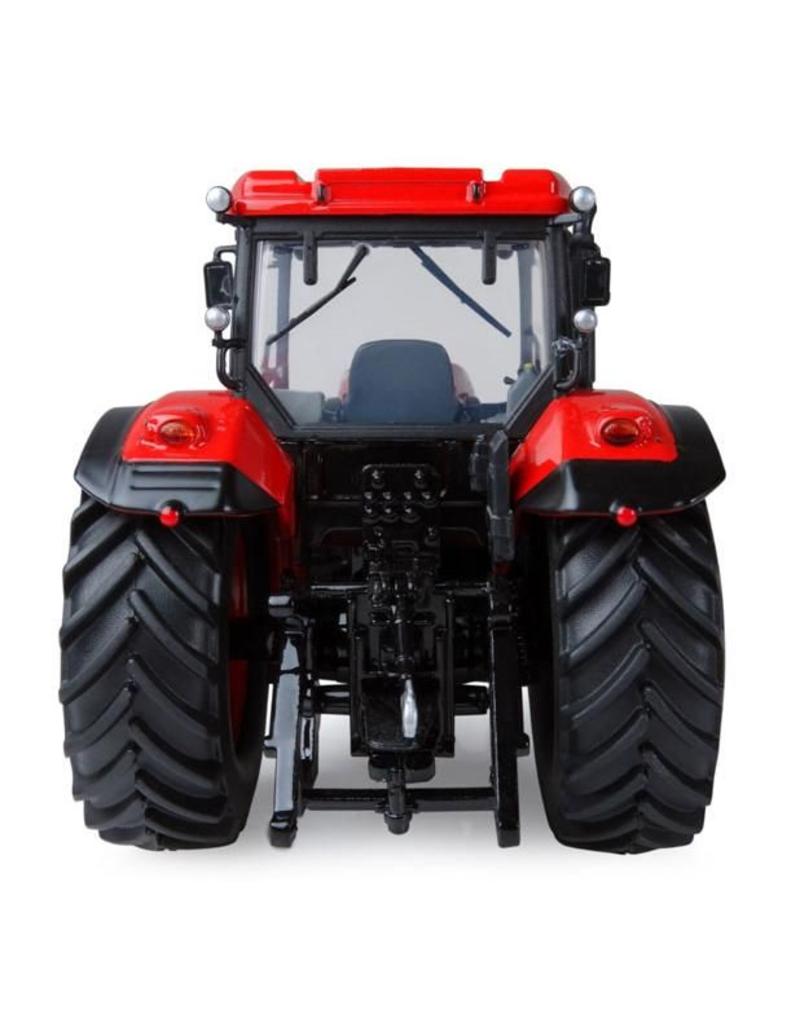 Universal Hobbies Universal Hobbies 4951 - Zetor Crystal 160 1:32