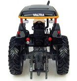 Universal Hobbies Universal Hobbies Valtra A750 1:32