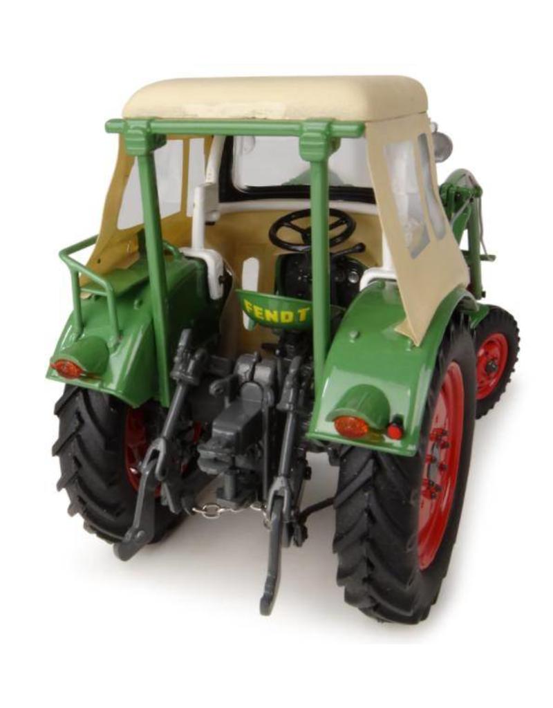 Universal Hobbies Universal Hobbies 4946 - Fendt Farmer 2 + Fritmeier Cabine + Voorlader 1:32