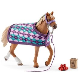 Schleich Schleich Horses 42360 - Engelse Volbloed met deken