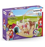 Schleich Schleich Horses 42458 - Hanna`s gastenverblijf met hondenhok