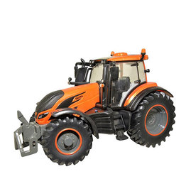 Britains Britains 43273 - Valtra T245 oranje metallic 1:32