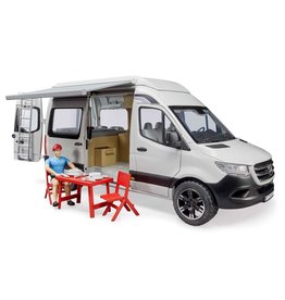 Bruder Bruder 2672 - Camper met chauffeur