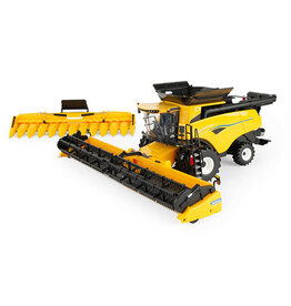 Britains Ertl 13973 - New Holland CR9.90 Combine met 2 maaibekken 1:32