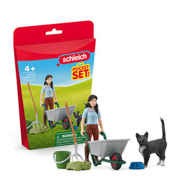 Schleich Schleich 42747 - Uitmesten met Emily
