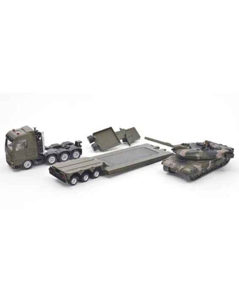Siku Siku 8317 - Leger Vrachtwagen met dieplader en tank 1:87