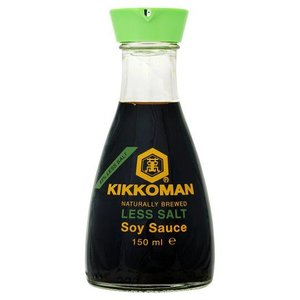 Kikkoman Less Salt Schenkfles, 150ml