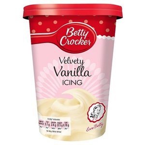 Betty Crocker Betty Crocker Velvety Vanilla Icing, 400g