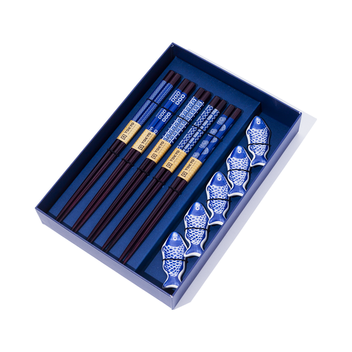 Tokyo Design Studio Chopstick Set With Rest Fish Tokyo Design Studio Chopstick Set With Rest Fish