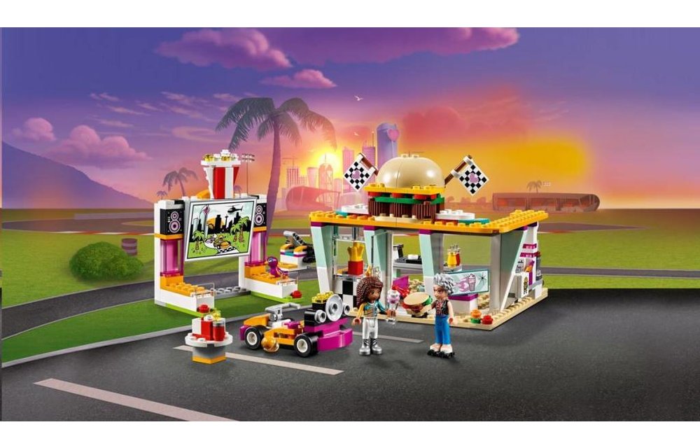 LEGO Friends 41349 - Go-Kart Diner