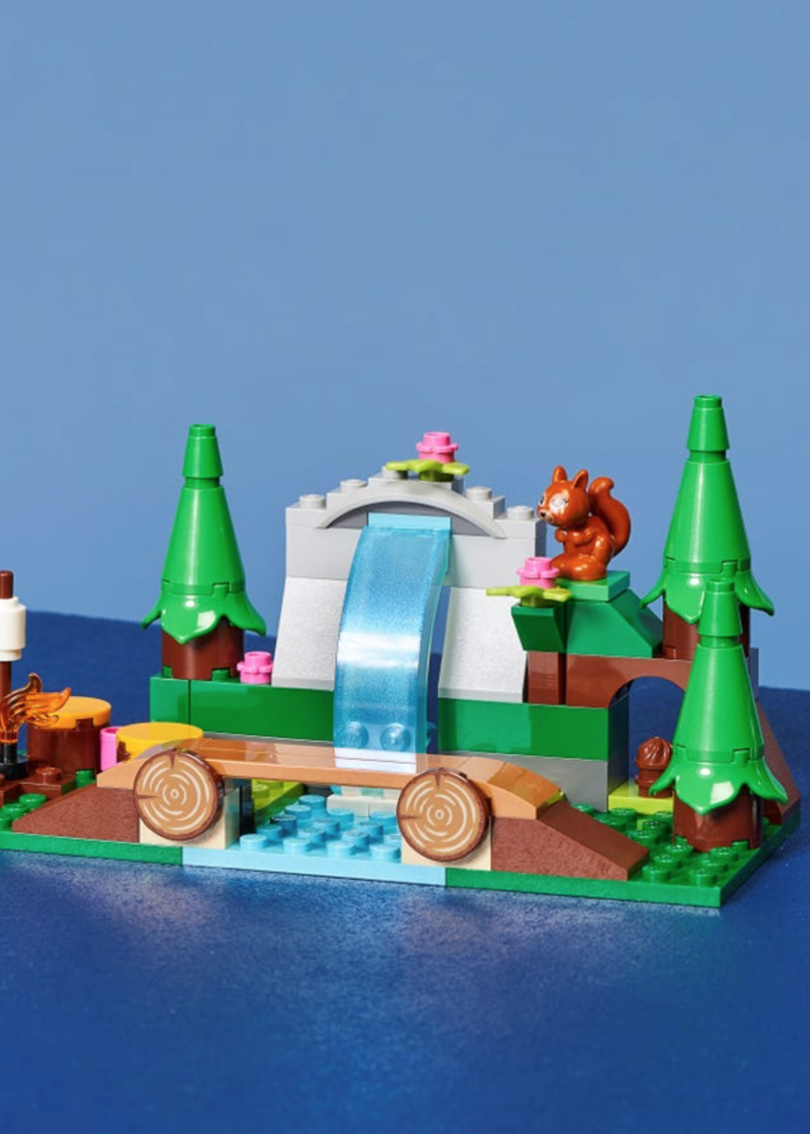 LEGO LEGO Friends Waterval in het Bos | 41677