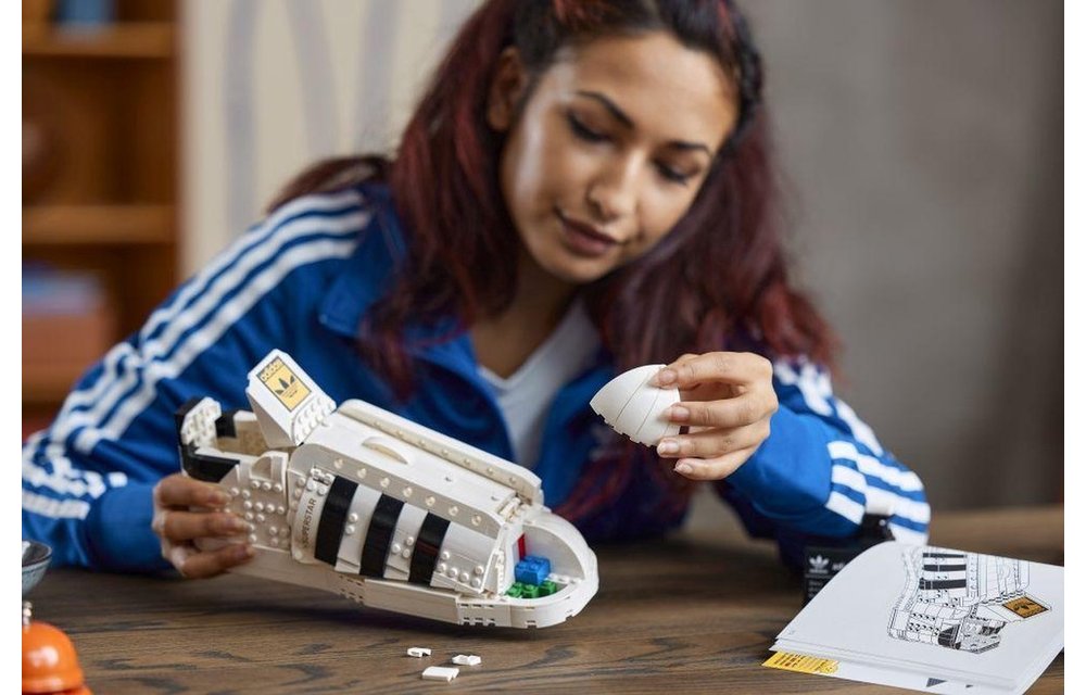 LEGO Creator Expert Adidas Originals Superstar | 10282