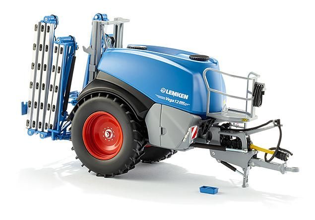 Wiking 77820 - Lemken Vega 12/5000 getrokken veldspuit 1:32 - T-Toys