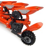 Universal Hobbies Universal Hobbies 4932 - Kubota RM3005V - 6 schaar wentelploeg 1:32