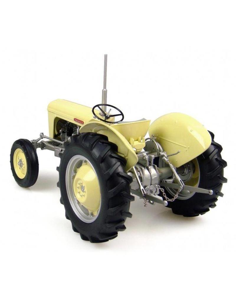 Universal Hobbies Universal Hobbies Ferguson T.O. 35 - 1957 - Limited Edition 1:16