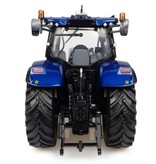 Universal Hobbies Universal Hobbies 4976 - New Holland T7.225 Blue power