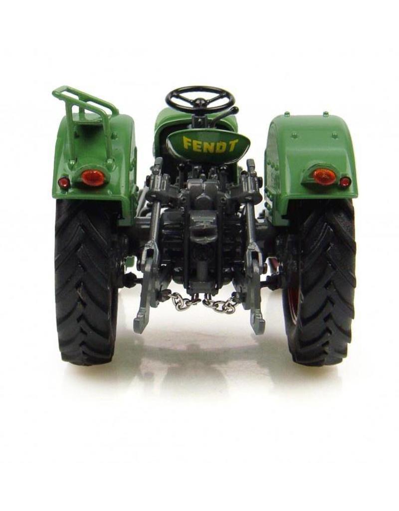 Universal Hobbies Universal Hobbies 4049 - Fendt Farmer 2  1:32