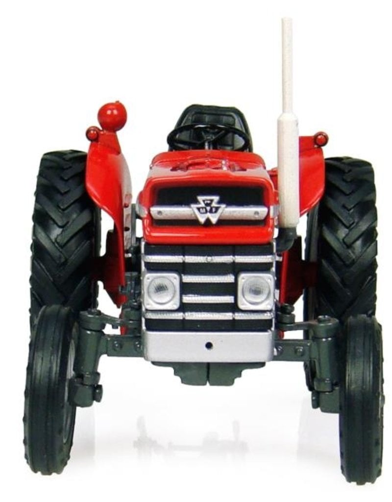 Universal Hobbies Universal Hobbies Massey Ferguson 135 1:32