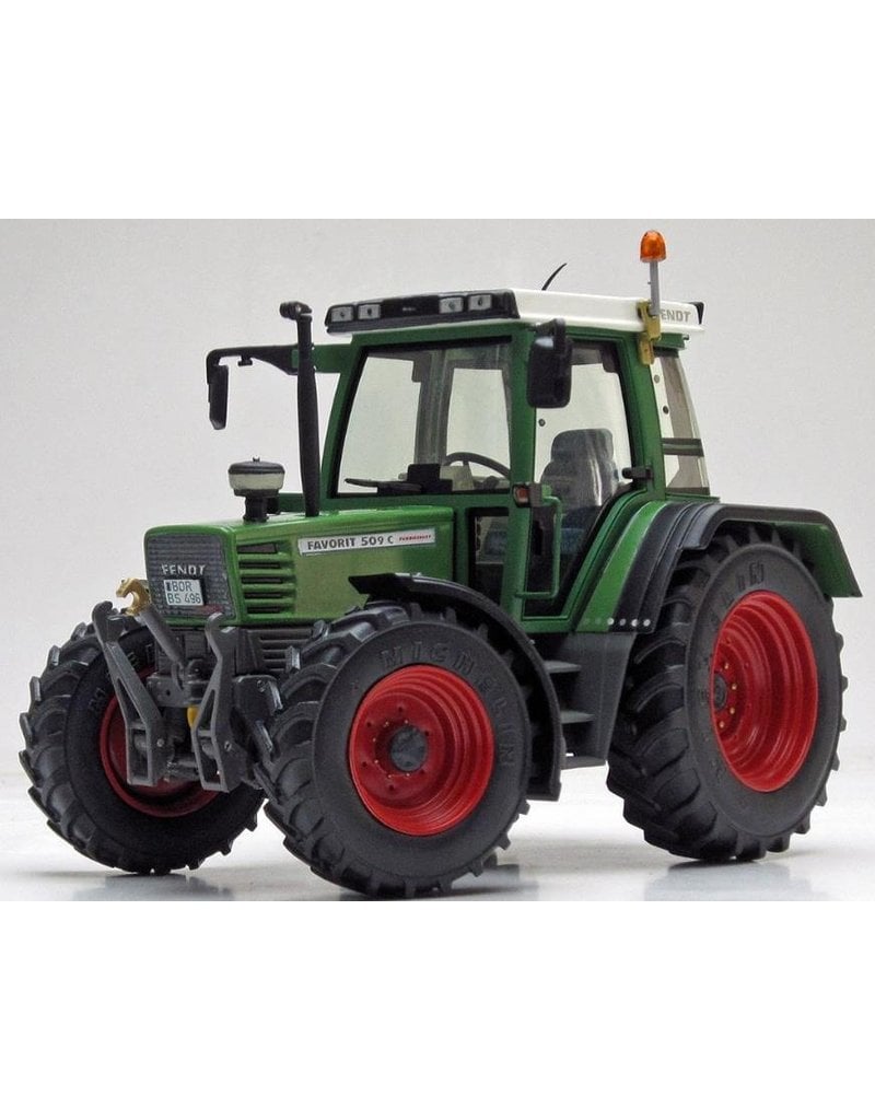 Weise Toys Weise Toys 1063 - Fendt Favorit 509 C 1:32