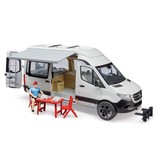 Bruder Bruder 2672 - Camper met chauffeur