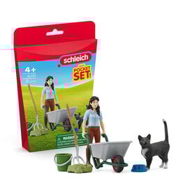 Schleich Schleich 42747 - Uitmesten met Emily