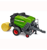 Bruder Bruder 02038 - Fendt Balenpers met ronde baal 1:16