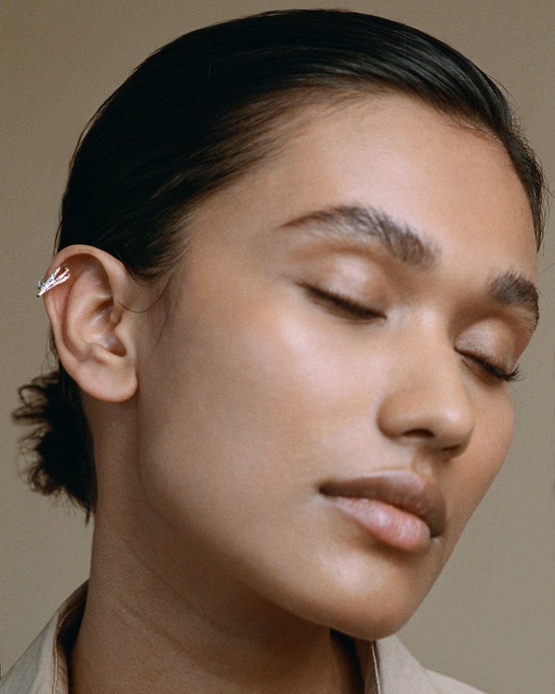 Signature grigri stud earrings silver