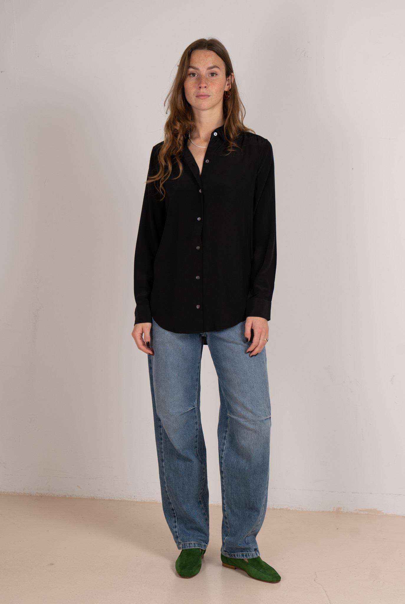 Essential Blouse True Black