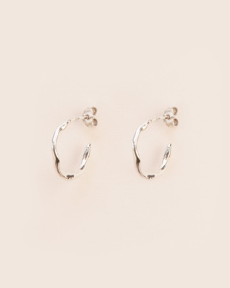 Medium organic hoops in silver