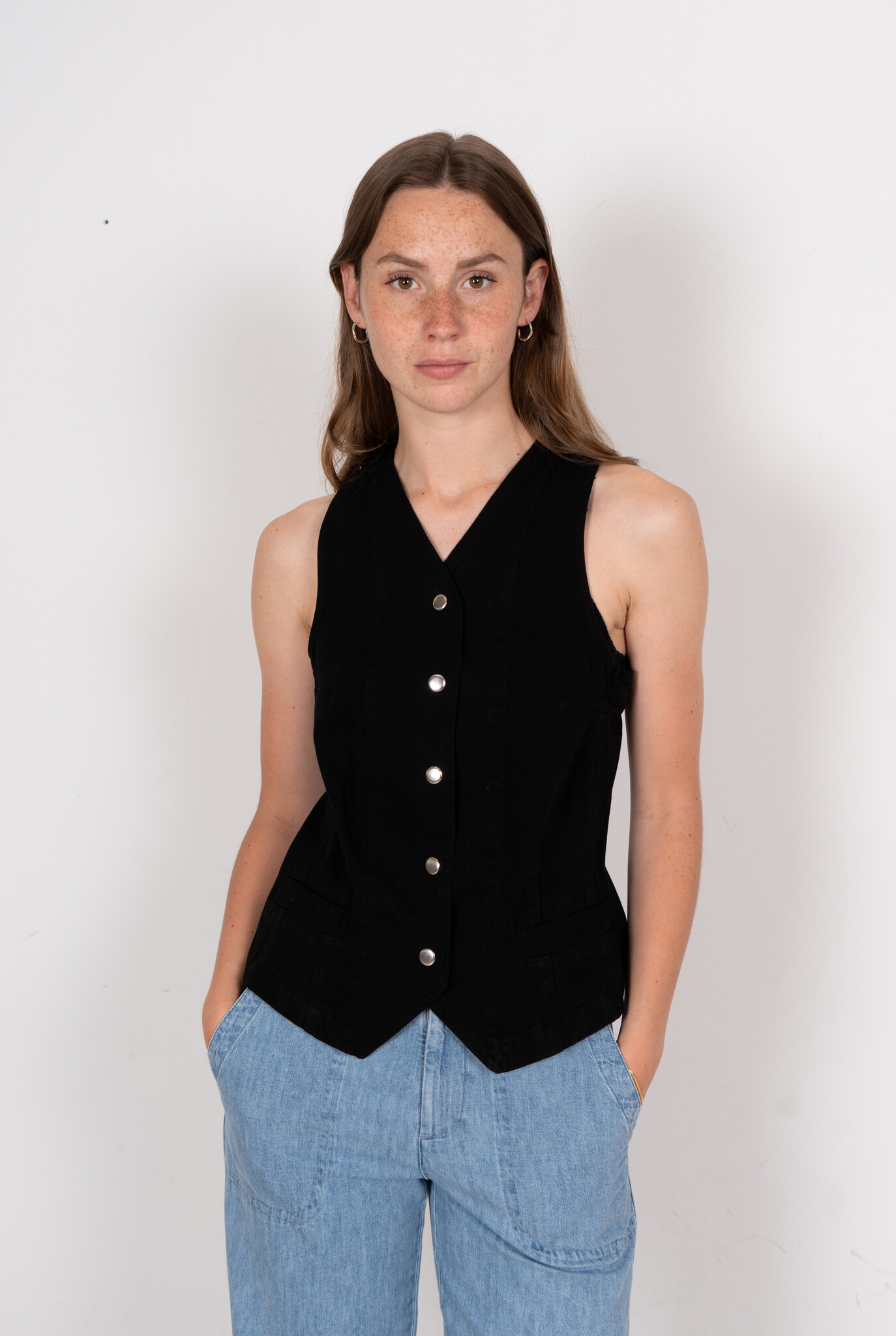 Omni Vest Black