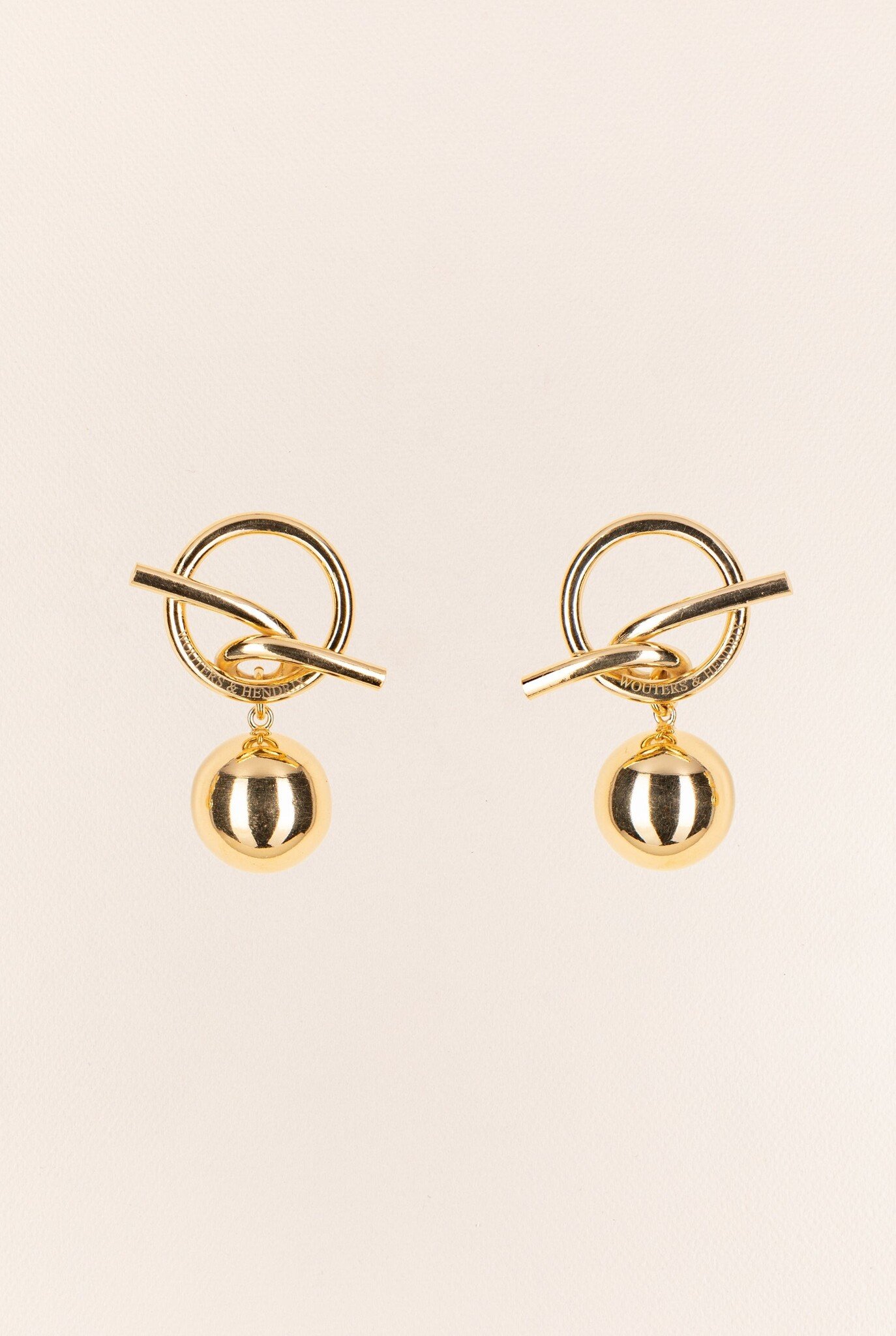 Pendant post earrings with T-bar and ball in gold-plated silver