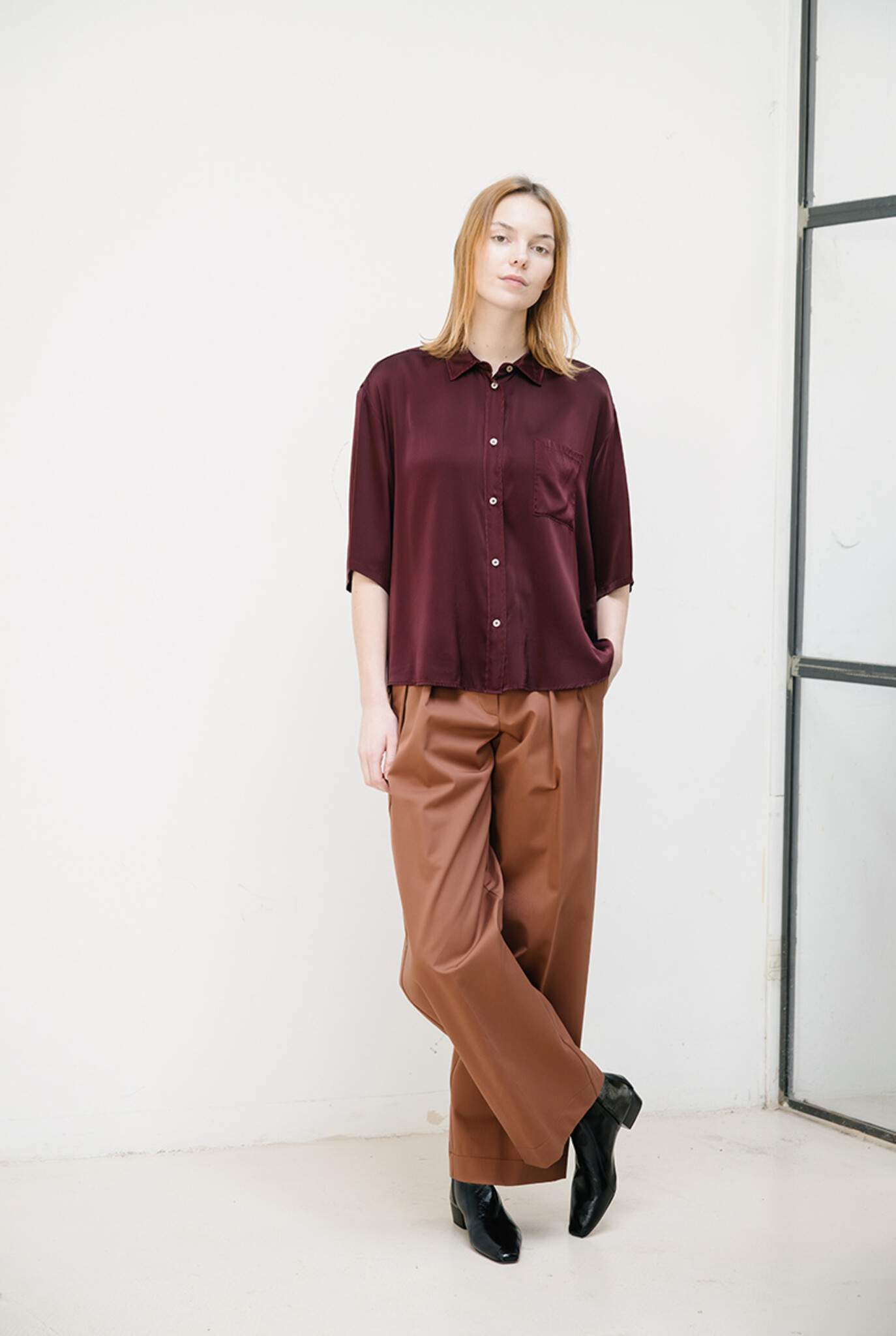 Silk satin short sleeves shirt Cacao