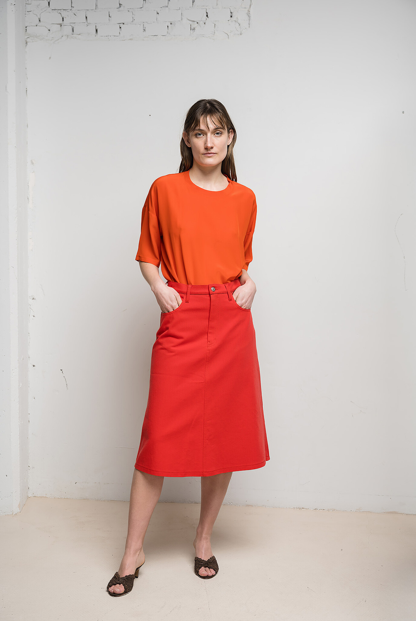 Poppy mid length A-line skirt Red