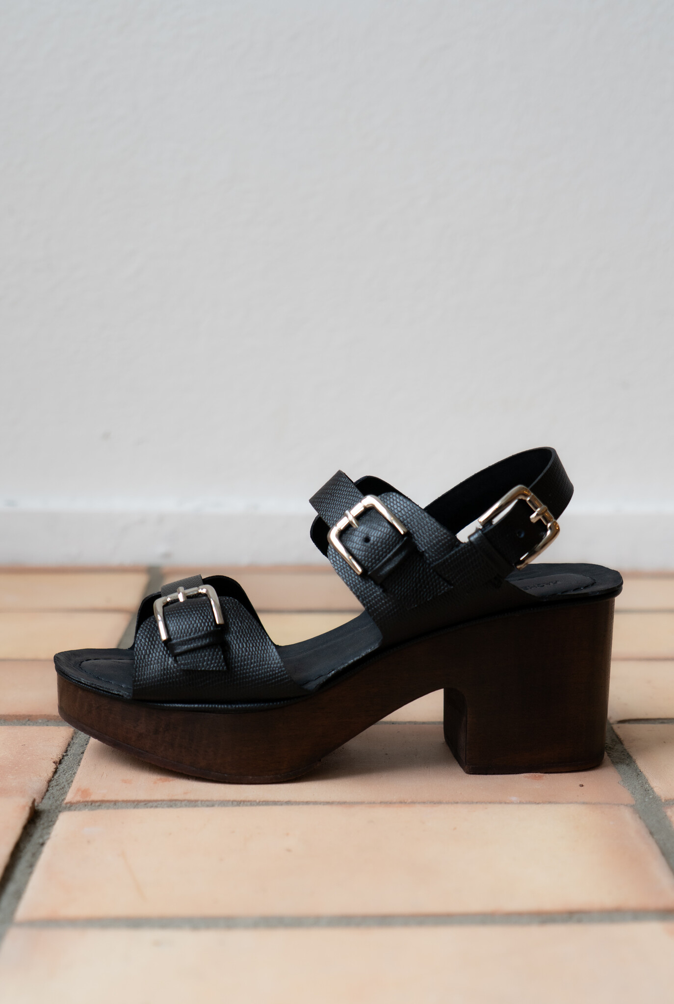 Richi sandal clog black