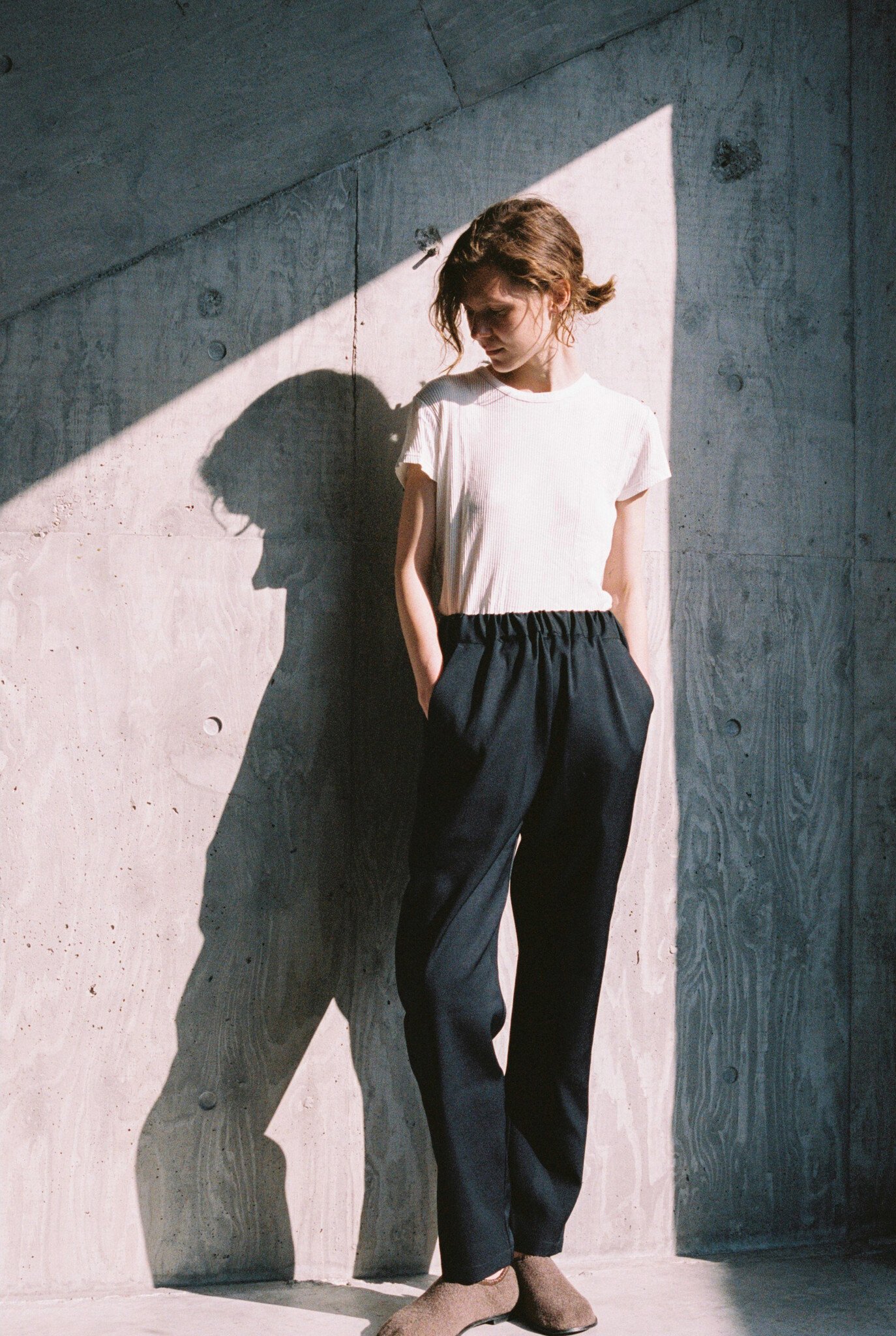 Paul virgin wool relaxed trouser navy