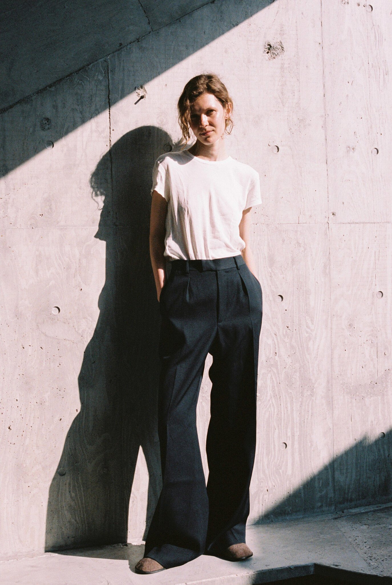 Eva long pleated virgin wool navy trousers