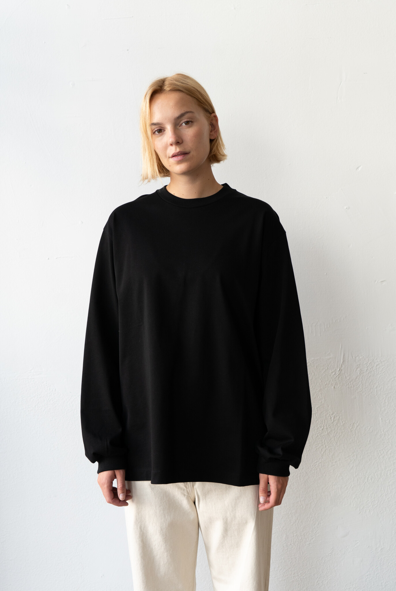 Standard L/S T-shirt Black